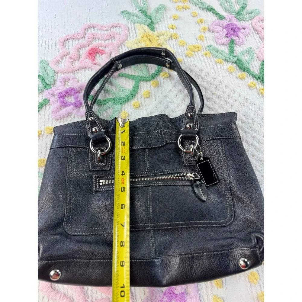 Coach Black Leather Shoulder Tote Bag Silver Hardware‎ Authentic - Picture 4 of 7